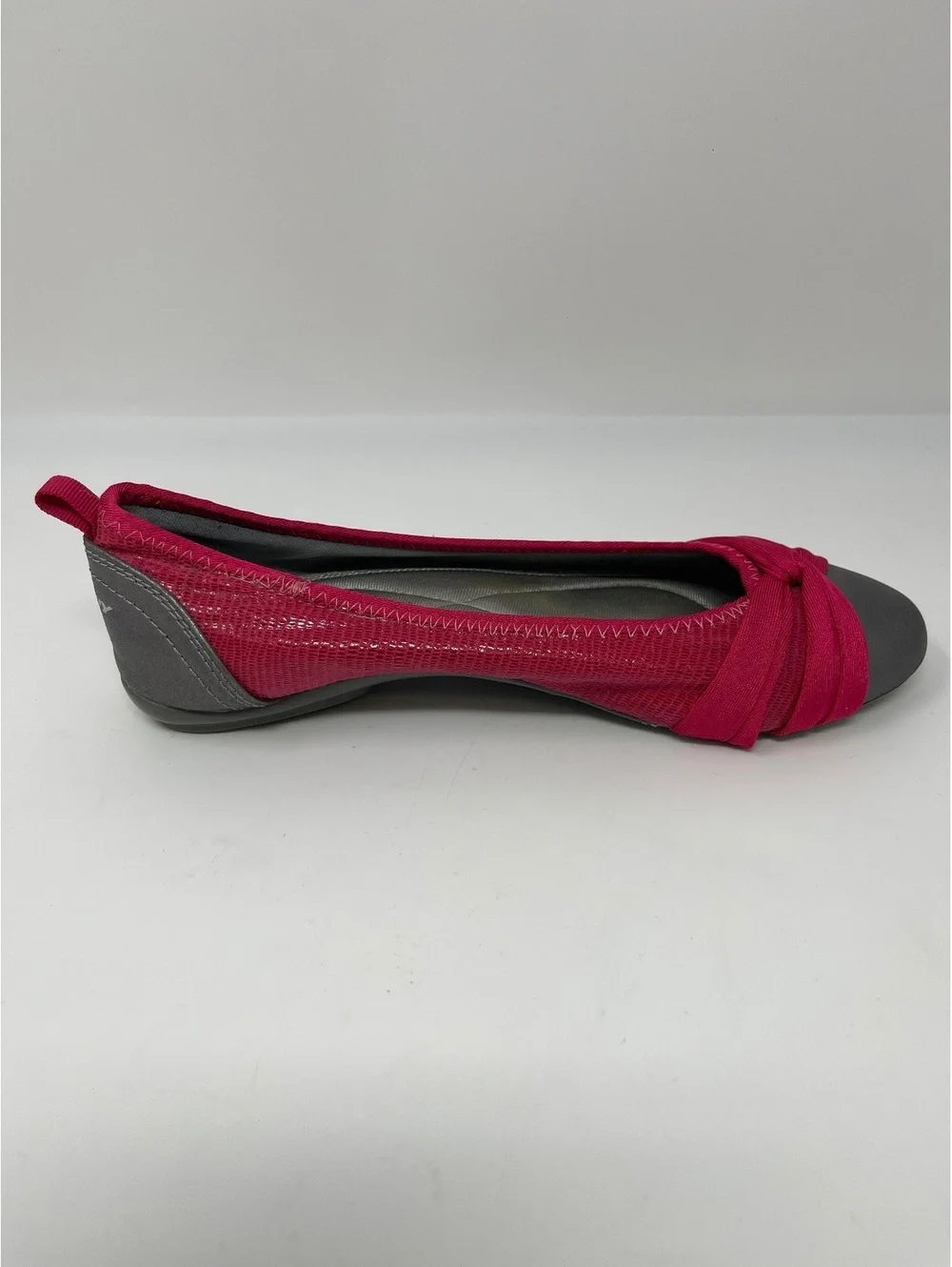 DKNY Womens Pink Metallic Grey Ballet Flats Knot Toe Elastic Comfort Shoes 5.5